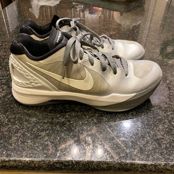 cool volleyball shoes